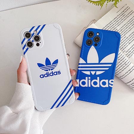 アディダスadidas携帯ケース iphone16シリコーン