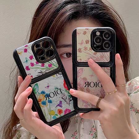 このDiorケースは、iPhone 16にぴったりフィットするように設計されています。高品質
日韓風デザインで、簡潔で気前がいい。ケースの背面には、Diorのロゴが刻まれています。このケース
耐衝撃性、滑り止め、指紋防止などの特徴もあります。ワイヤレス充電にも対応しているので、筐体を取り外すことなく充電できます。