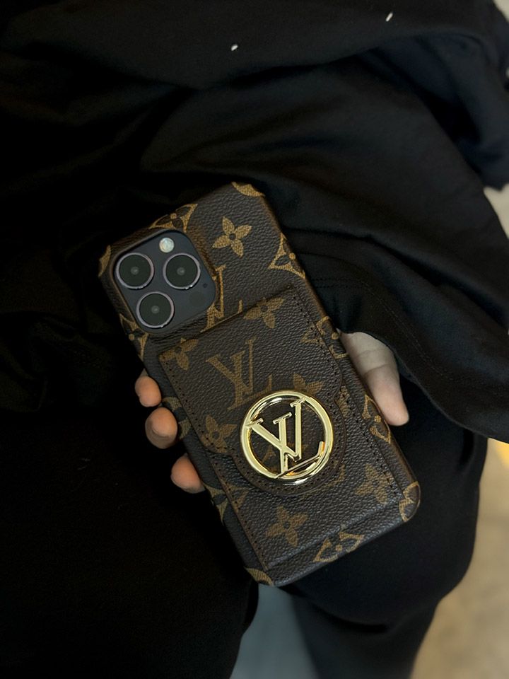 lv iphone15plusケースカード収納