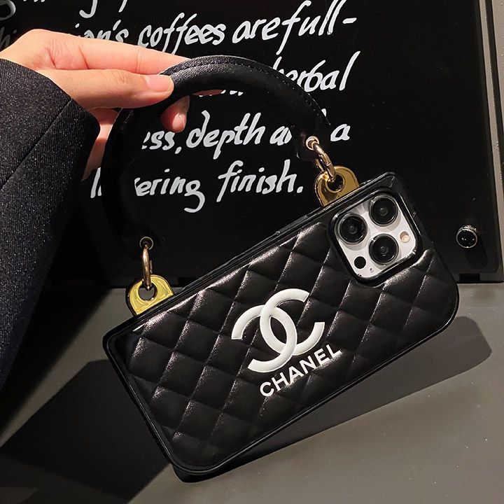 chanel iphone15ケースバッグ