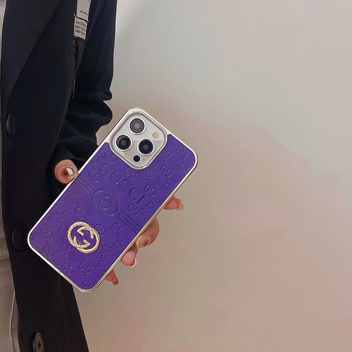 gucci iphone15カバー人気