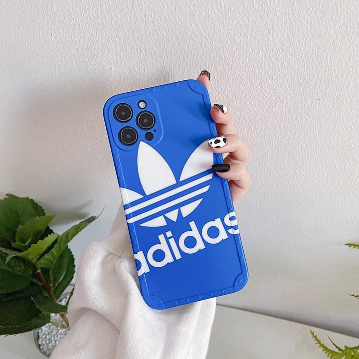 アディダスadidas携帯ケース iphone16シリコーン