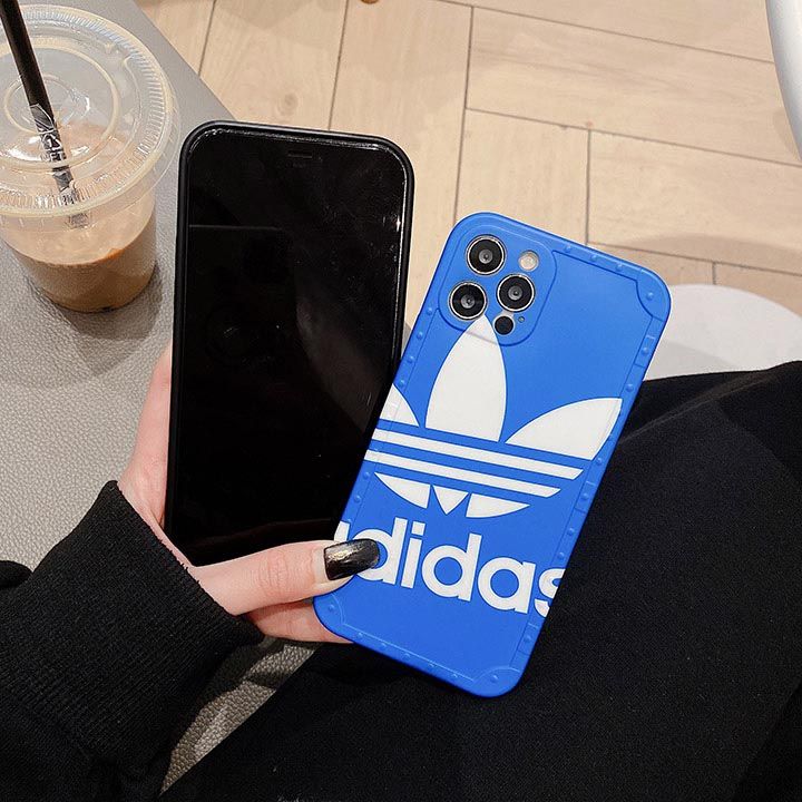 クローバー ファッションiphone14ケース adidas