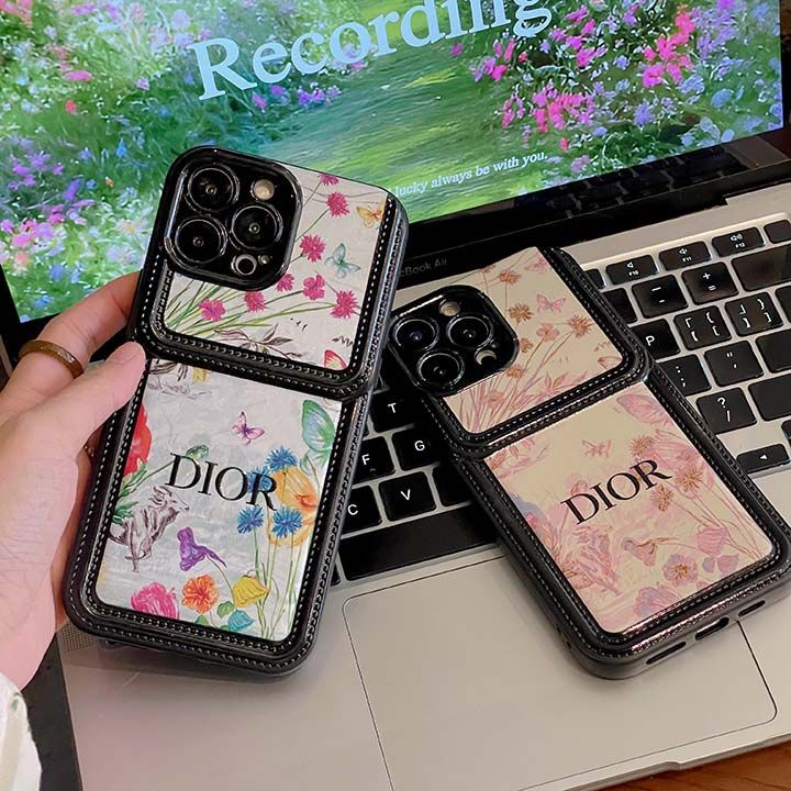 このDiorケースは、iPhone 15にぴったりフィットするように設計されています。高品質
日韓風デザインで、簡潔で気前がいい。ケースの背面には、Diorのロゴが刻まれています。このケース
耐衝撃性、滑り止め、指紋防止などの特徴もあります。ワイヤレス充電にも対応しているので、筐体を取り外すことなく充電できます。