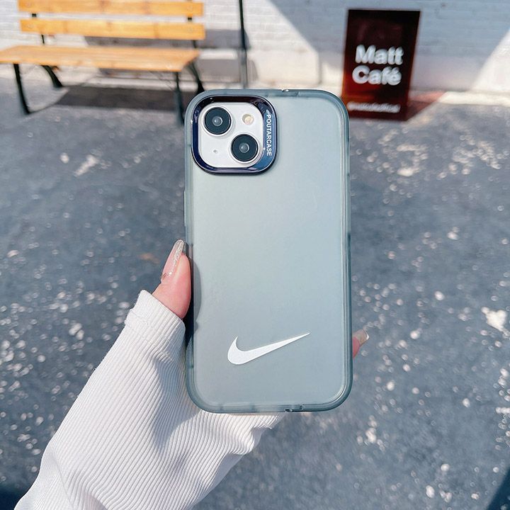 アイホン 15 pro max ケースnike 風韓国