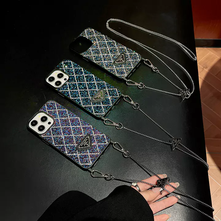 prada iphone15 proケース チェーンショルダー